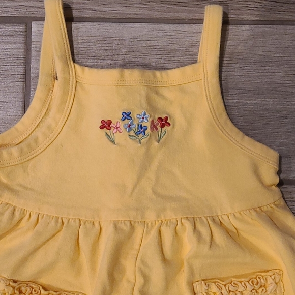 2 Gymboree outfits - Picture 3 of 4